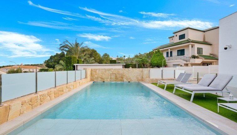 Resale - Chalet - Algorfa
