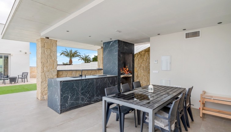 Resale - Chalet - Algorfa