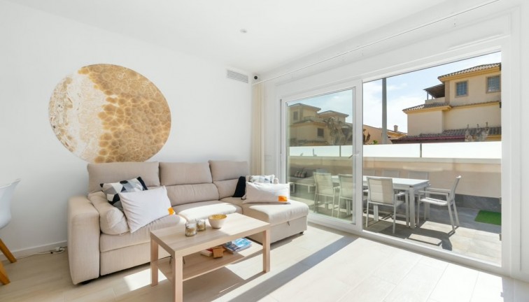 Resale - Chalet - Pilar de la Horadada