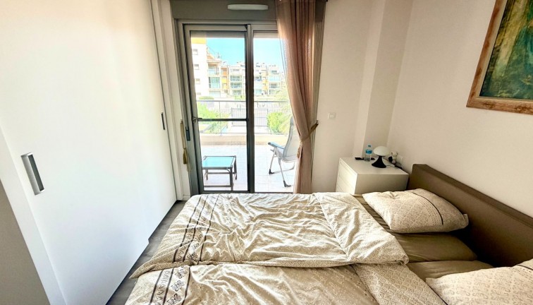 Resale - Apartment - Orihuela Costa - La Zenia