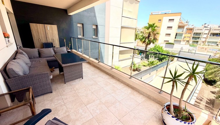 Resale - Apartment - Orihuela Costa - La Zenia