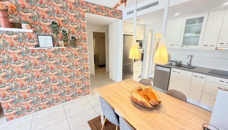 Återförsäljning - Lägenhet - Torrevieja - Aguas Nuevas