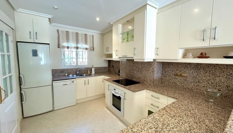 Reventa - Apartamento - Apartamento en el último piso - Dehesa de campoamor - Campoamor