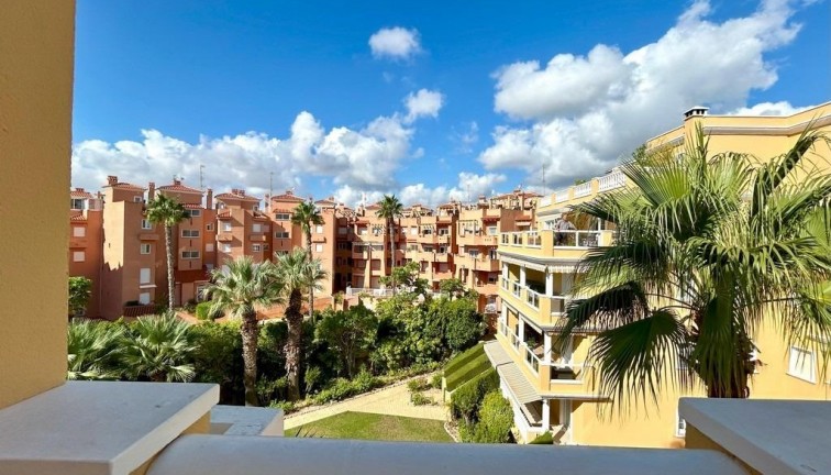 Reventa - Apartamento - Apartamento en el último piso - Dehesa de campoamor - Campoamor
