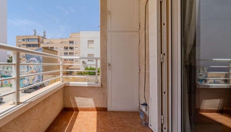 Reventa - Apartamento / piso - Torrevieja - El molino