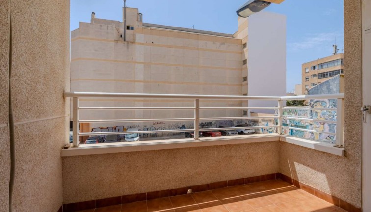 Reventa - Apartamento / piso - Torrevieja - El molino