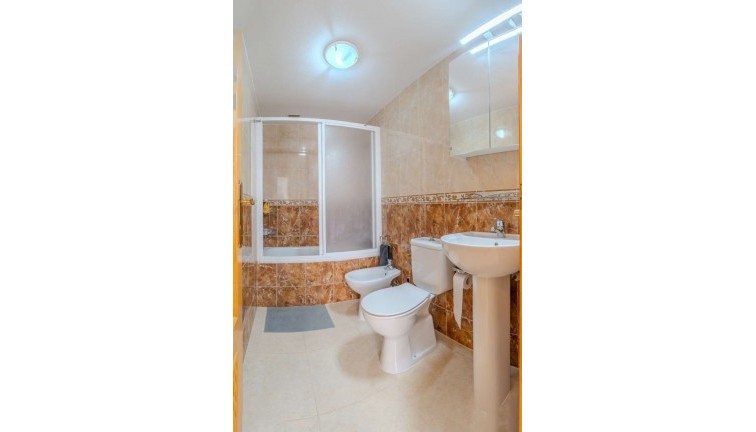 Reventa - Apartamento / piso - Torrevieja - El molino