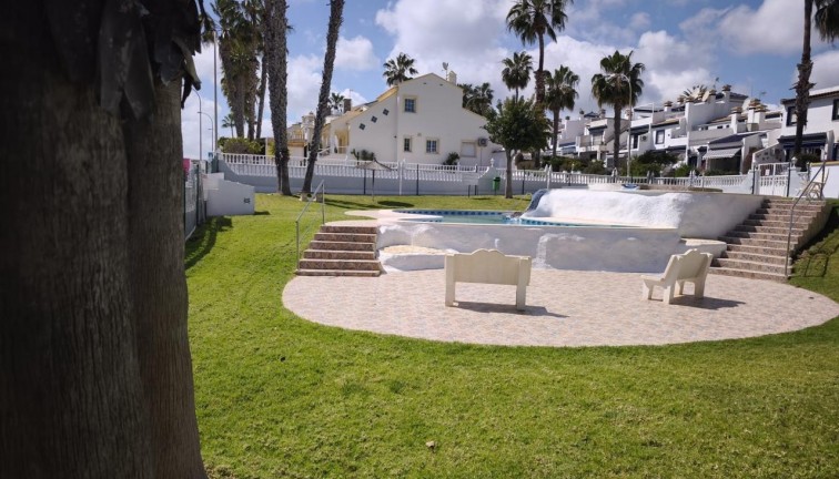 Reventa - Bungalow - Orihuela - Calle Canal de La Mancha, 03189