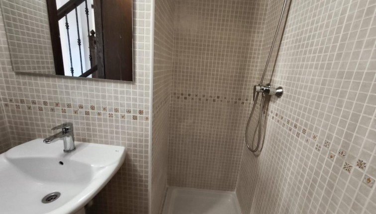 Resale - Bungalow - Algorfa - Avenida Antonio Pedrera Soler, 03169
