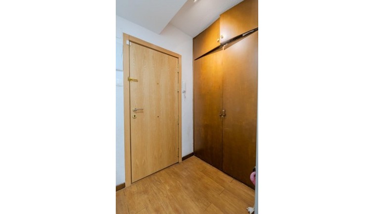 Jälleenmyynti - Asunto - Alacant - Carrer Antares, 57, 03006