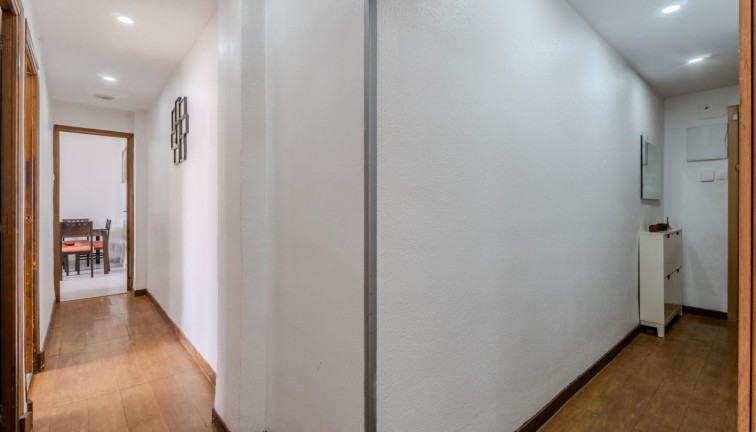 Jälleenmyynti - Asunto - Alacant - Carrer Antares, 57, 03006
