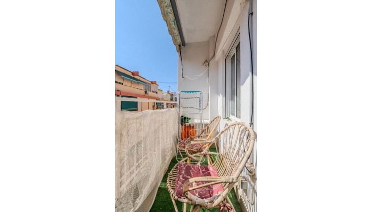 Jälleenmyynti - Asunto - Alacant - Carrer Antares, 57, 03006