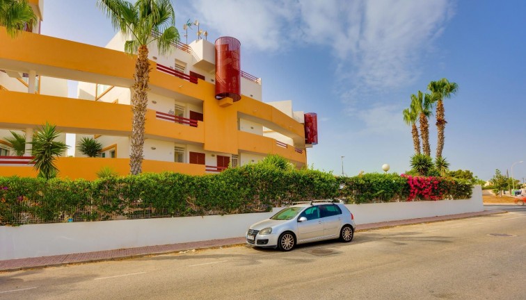 Reventa - Apartamento / piso - Orihuela Costa