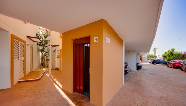 Reventa - Apartamento / piso - Orihuela Costa