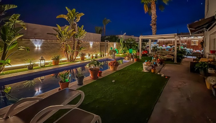 Resale - Chalet - Torrevieja - Torreta Florida