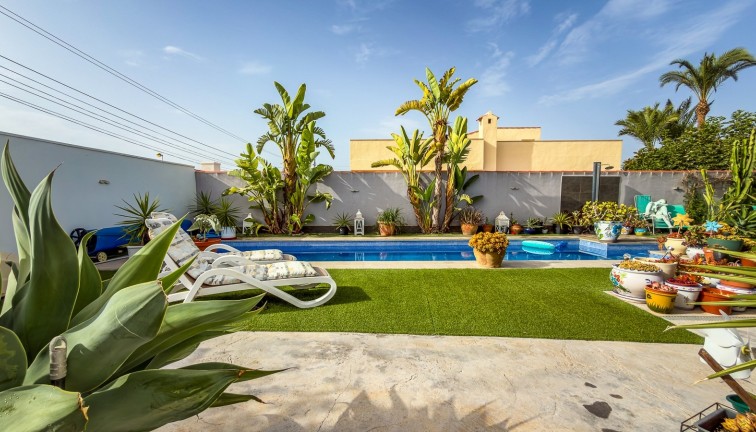 Resale - Chalet - Torrevieja - Torreta Florida