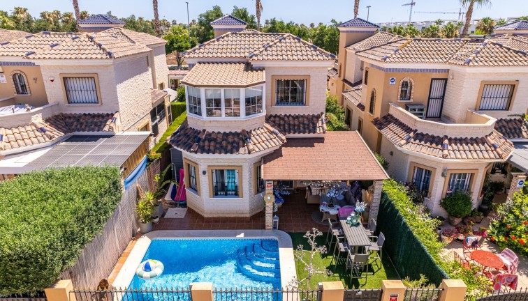 Reventa - Chalet - El Raso - Guardamar del Segura