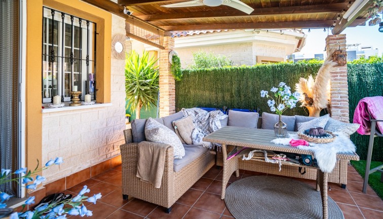 Reventa - Chalet - El Raso - Guardamar del Segura