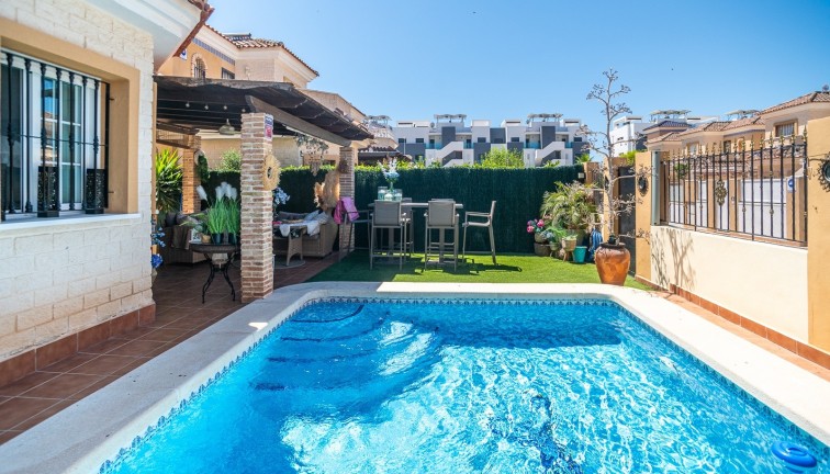 Reventa - Chalet - El Raso - Guardamar del Segura