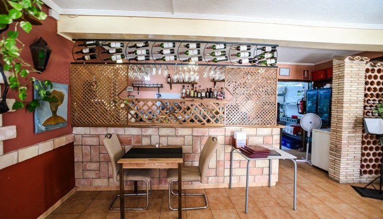Reventa - Comercial - Torrevieja - La veleta