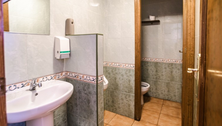 Reventa - Comercial - Torrevieja - La veleta