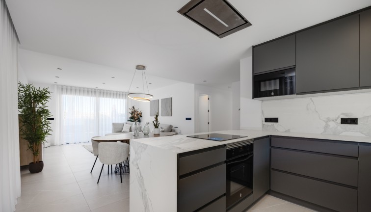 Resale - Chalet - Torrevieja - Aguas Nuevas
