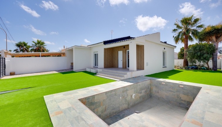 Reventa - Chalet - Torrevieja - El chaparral