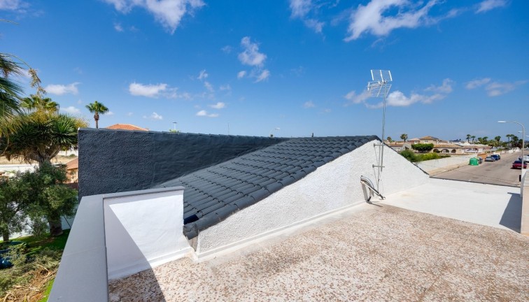 Reventa - Chalet - Torrevieja - El chaparral