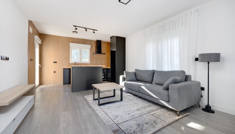 Reventa - Chalet - Torrevieja - El chaparral