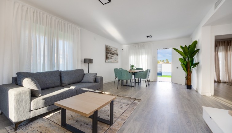 Reventa - Chalet - Torrevieja - El chaparral