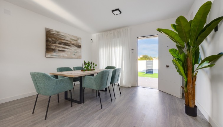 Reventa - Chalet - Torrevieja - El chaparral
