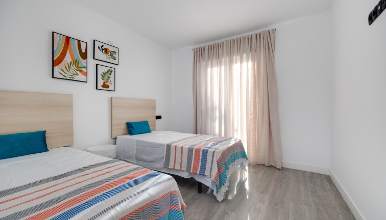 Reventa - Chalet - Torrevieja - El chaparral