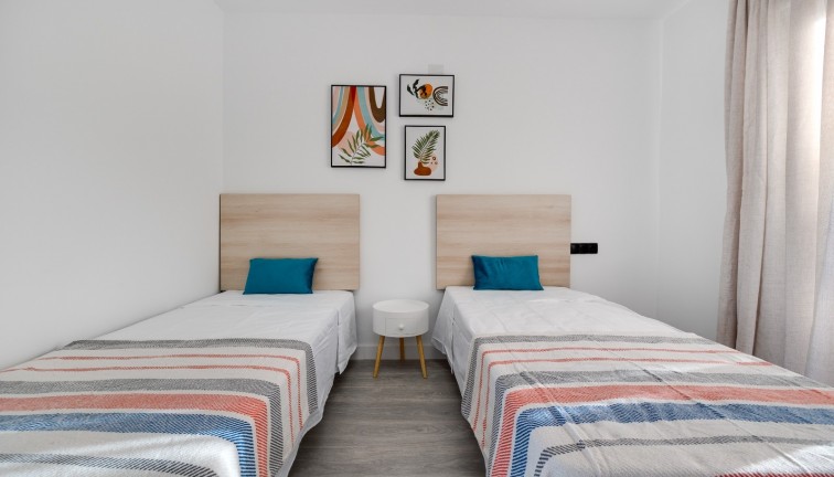 Reventa - Chalet - Torrevieja - El chaparral