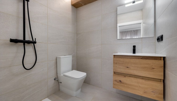 Reventa - Chalet - Torrevieja - El chaparral