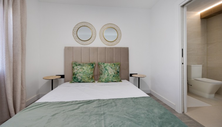 Reventa - Chalet - Torrevieja - El chaparral