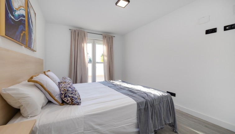 Reventa - Chalet - Torrevieja - El chaparral