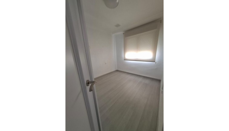 Återförsäljning - Lägenhet - Torrevieja