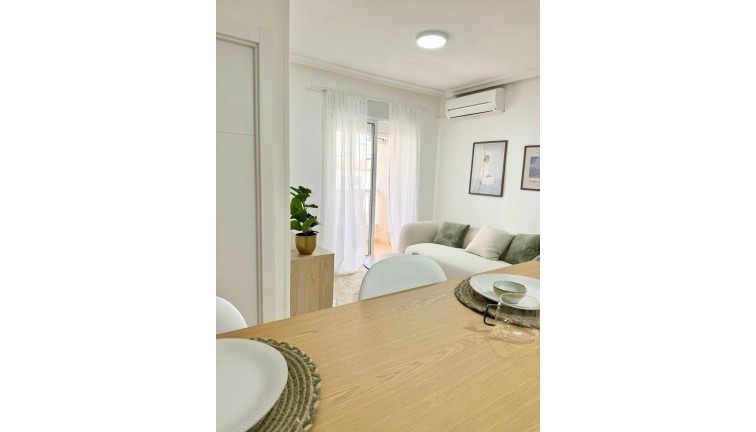 Reventa - Apartamento / piso - Torrevieja - Playa de los Locos