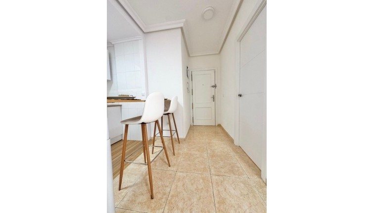 Reventa - Apartamento / piso - Torrevieja - Playa de los Locos