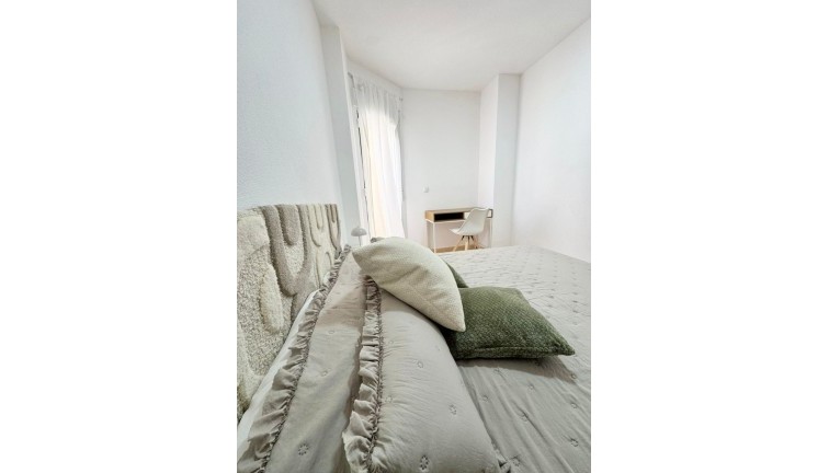 Reventa - Apartamento / piso - Torrevieja - Playa de los Locos