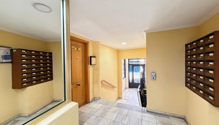 Resale - Studio - Torrevieja - Playa del Cura
