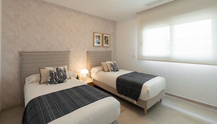 Uudistuotanto - Asunto - Estepona (Málaga) - Spain