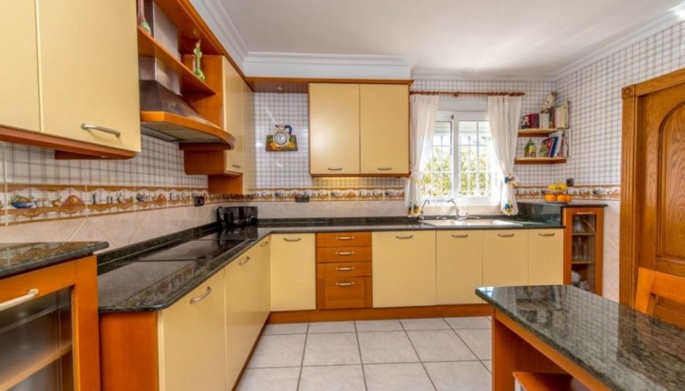 Reventa - Chalet - Torrevieja - LA MATA