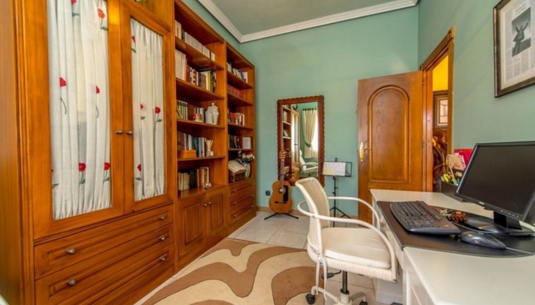 Reventa - Chalet - Torrevieja - LA MATA