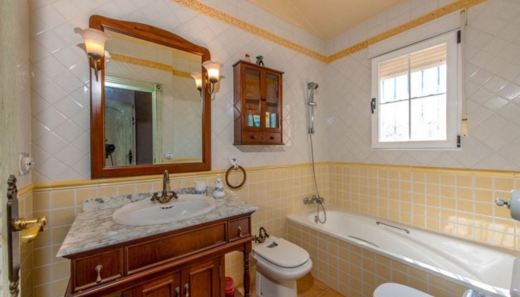 Reventa - Chalet - Torrevieja - LA MATA