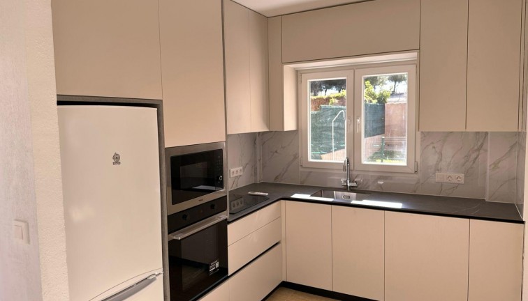 Resale - Chalet - Torrevieja - Villamartín