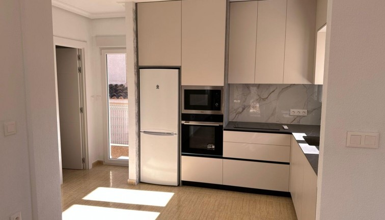 Resale - Chalet - Torrevieja - Villamartín