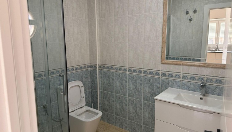 Resale - Chalet - Torrevieja - Villamartín