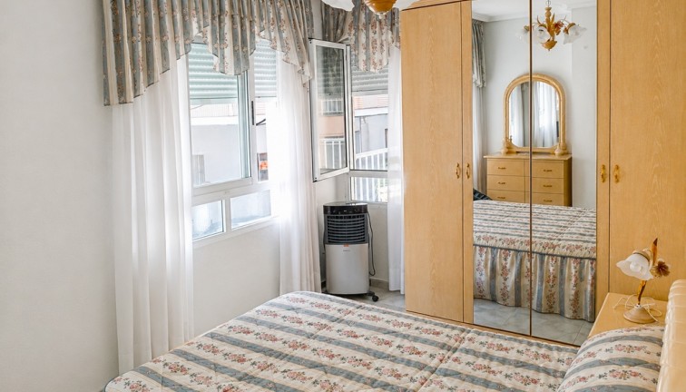 Resale - Apartment - Torrevieja - Playa del Cura