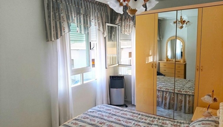 Resale - Apartment - Torrevieja - Playa del Cura